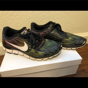 COLORFUL NIKE 5.0 - W 9